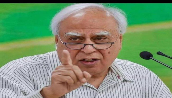 वंदे मातरम् विवाद: सिब्बल का शाह से सवाल