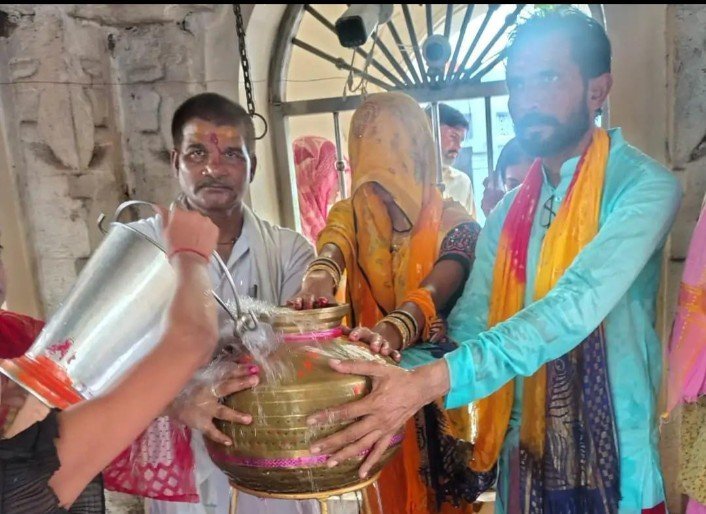 श्री शैलेश्वर मंदिर में उमड़ा कांवड़ियों का जनसैलाब
