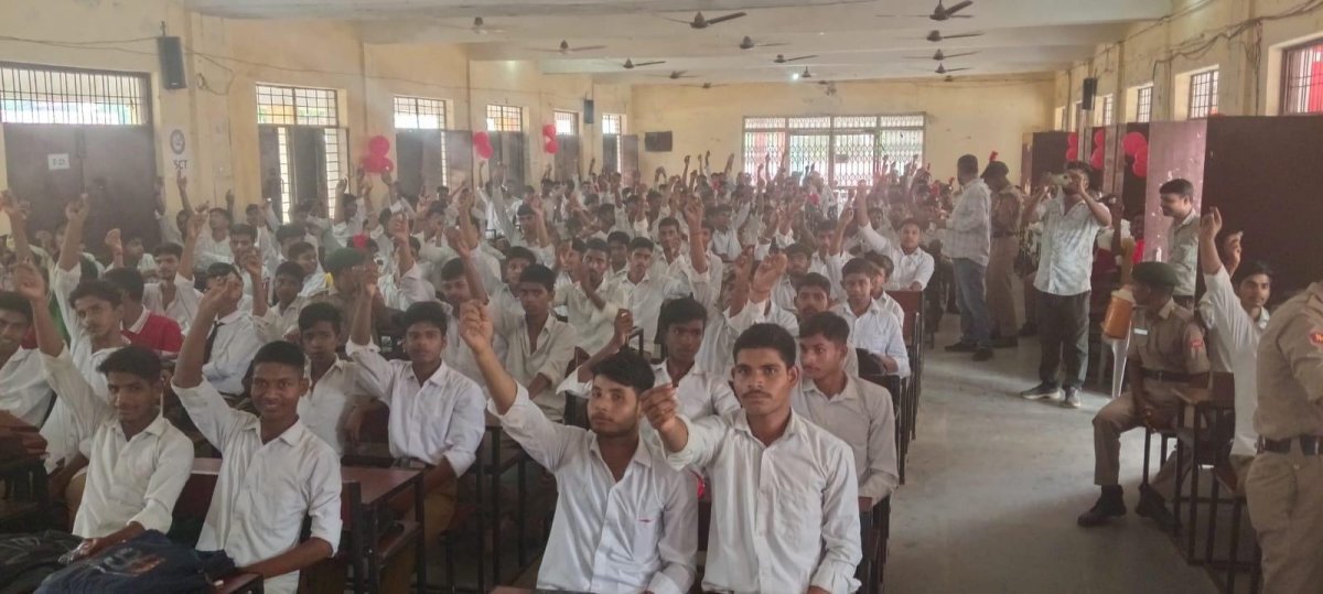 सीतापुर में राष्ट्रीय कृमि मुक्ति अभियान का शुभारम्भ, 21.41 लाख बच्चों को खिलाई जाएगी एल्बेंडाजोल