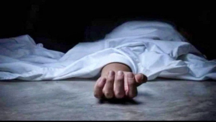 सीमा विवाद में 4 घंटे नदी में तैरती रही लाश, पुलिस करती रही माथापच्ची