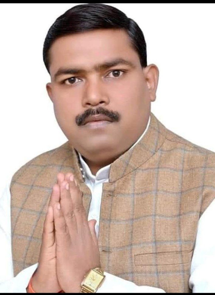 सपा में महेंद्र यादव की दोबारा वापसी के बाद फिर बड़ा फैसला, जिला महासचिव पद से हटाया