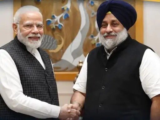 सुखबीर सिंह बादल प्रधानमंत्री मोदी से मिल, गठबंधन की अटकलें तेज
