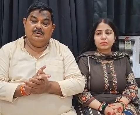 "पीड़ित पिता के रूप में सामने आए सेवता विधायक ज्ञान तिवारी, बोले- दोषी को मिले फांसी की सजा"