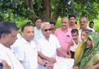 सियार के हमले में किसान की मौत, परिजनों को मिला चार लाख का मुआवजा
