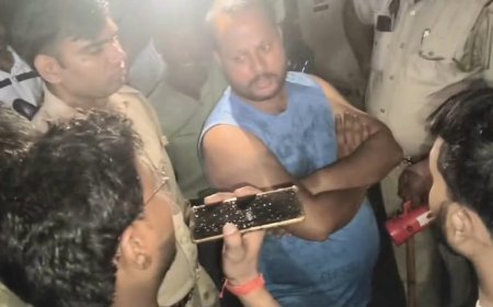 बिजुवामाऊ में बिजली संकट से नाराज ग्रामीणों ने किया पावर हाउस का घेराव