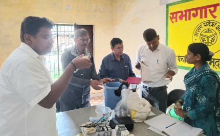 स्वास्थ्य सेवाओं में लापरवाही पर डीएम सख्त, एएनएम का 15 दिन का वेतन रोकने के निर्देश