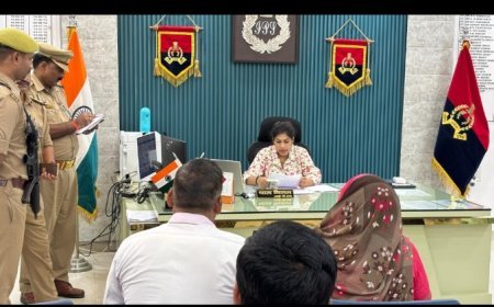 जन सुनवाई में पुलिस अधीक्षक चारू निगम ने सुनीं फरियादियों की समस्याए जन शिकायतों के त्वरित निस्तारण पर पुलिस अधीक्षक का फोकस