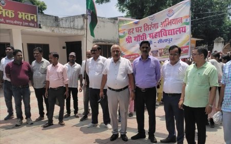 हर घर तिरंगा अभियान में गूंजा देशभक्ति का जयघोष, श्री गांधी महाविद्यालय के विद्यार्थियों ने निकाली भव्य तिरंगा यात्रा