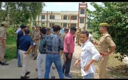 जवाहर नवोदय विद्यालय में   छात्रों का हंगामा,पहुंचे डीएम  सीतापुर 