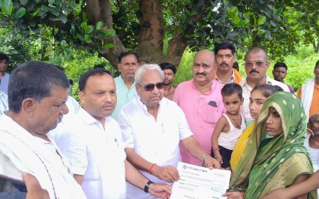 सियार के हमले में किसान की मौत, परिजनों को मिला चार लाख का मुआवजा