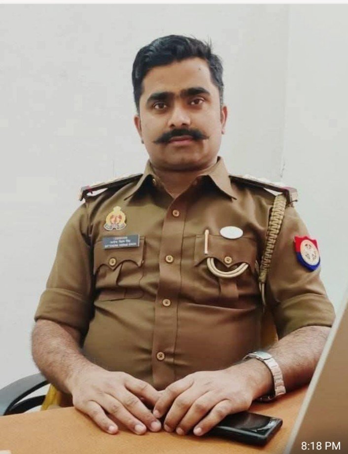 सर्विलांस सेल प्रभारी सत्येंद्र विक्रम सिंह को मिला इनाम, बने महमूदाबाद के नए कोतवाल