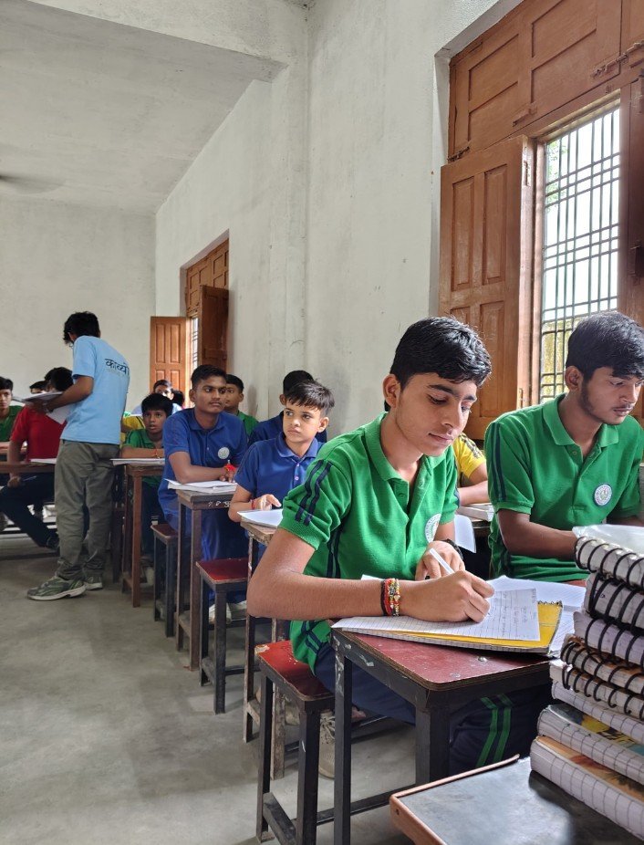 हिंदी दिवस पखवाड़ा के अवसर पर काव्योम फ़ाउंडेशन द्वारा आयोजित राज्यस्तरीय साहित्यिक एवं सांस्कृतिक कार्यक्रम ‘क्षितिज 5.0’ के अंतर्गत