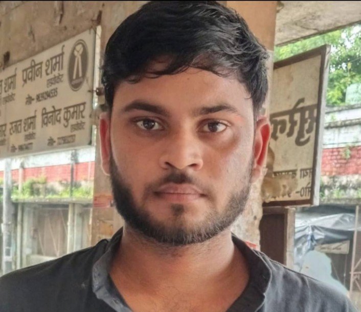 यूपी पुलिस का अमानवीय चेहरा एक बार और आया सामने, चोरी का जुर्म कुबूलवाने के लिए युवक को दी गई थर्ड डिग्री व हॉफ एनकाउंटर की धमकी!