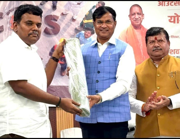 सीतापुर में UPCOS का आगाज, आउटसोर्स कर्मियों के हितों को मिली नई व्यवस्था