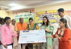 नगर पालिका में समाधान दिवस व पीएम स्वनिधि कैंप, दो लाभार्थियों को बांटे चेक
