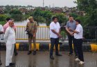 बाढ़ के बीच मैदान में उतरे डीएम, केशव ग्रीन सिटी से तरीनपुर तक राहत की कमान संभाली