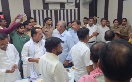 नगर पालिका बोर्ड बैठक बनी अखाड़ा