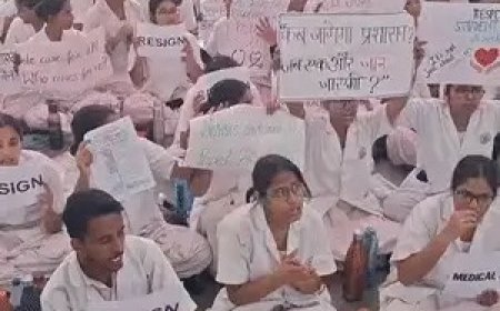 केजीएमयू में नर्सिंग छात्रों का धरना जारी