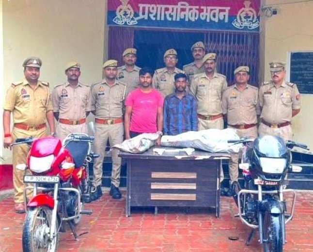 मछरेहटा पुलिस का बड़ा ऑपरेशन, दो चोर दबोचे; तमंचे और चोरी का माल बरामद