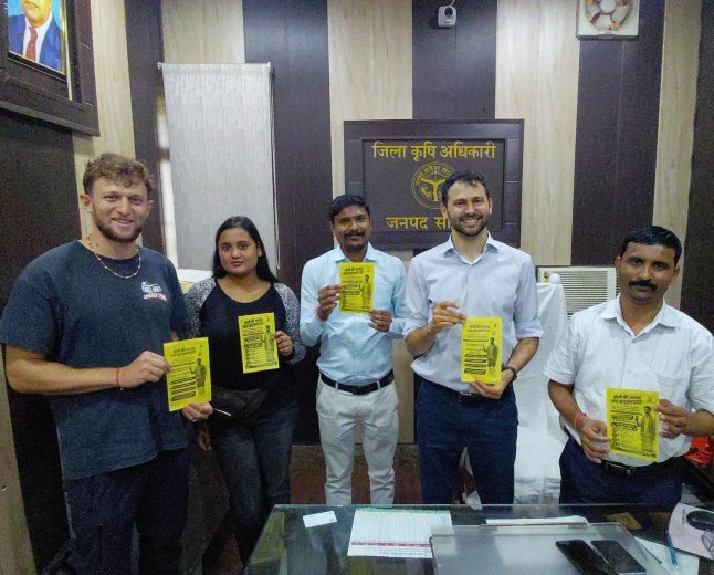 इजराइली वैज्ञानिकों ने सीतापुर में परखा ‘एग्री गुरु’ ऐप