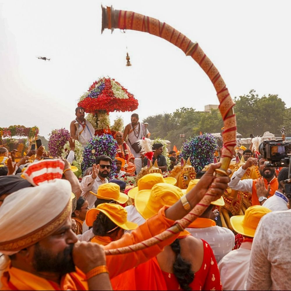 नाशिक-त्र्यंबकेश्वर सिंहस्थ कुंभ मेला आज से शुरू:राष्ट्रपति मुर्मू ध्वज स्तंभ पूजन, ध्वजारोहण में शामिल होंगी; 22 महीने तक चलेगा