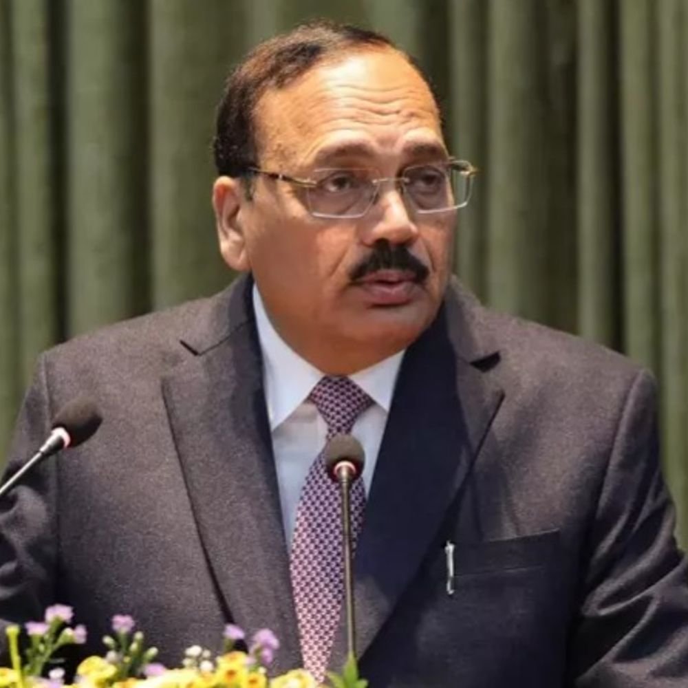 CJI बोले- असहमति के साथ सम्मान जरूरी:फैसला देने से पहले सुनें, NLSIU समारोह में शामिल; 3 महीने पहले छात्रों ने किया था विरोध